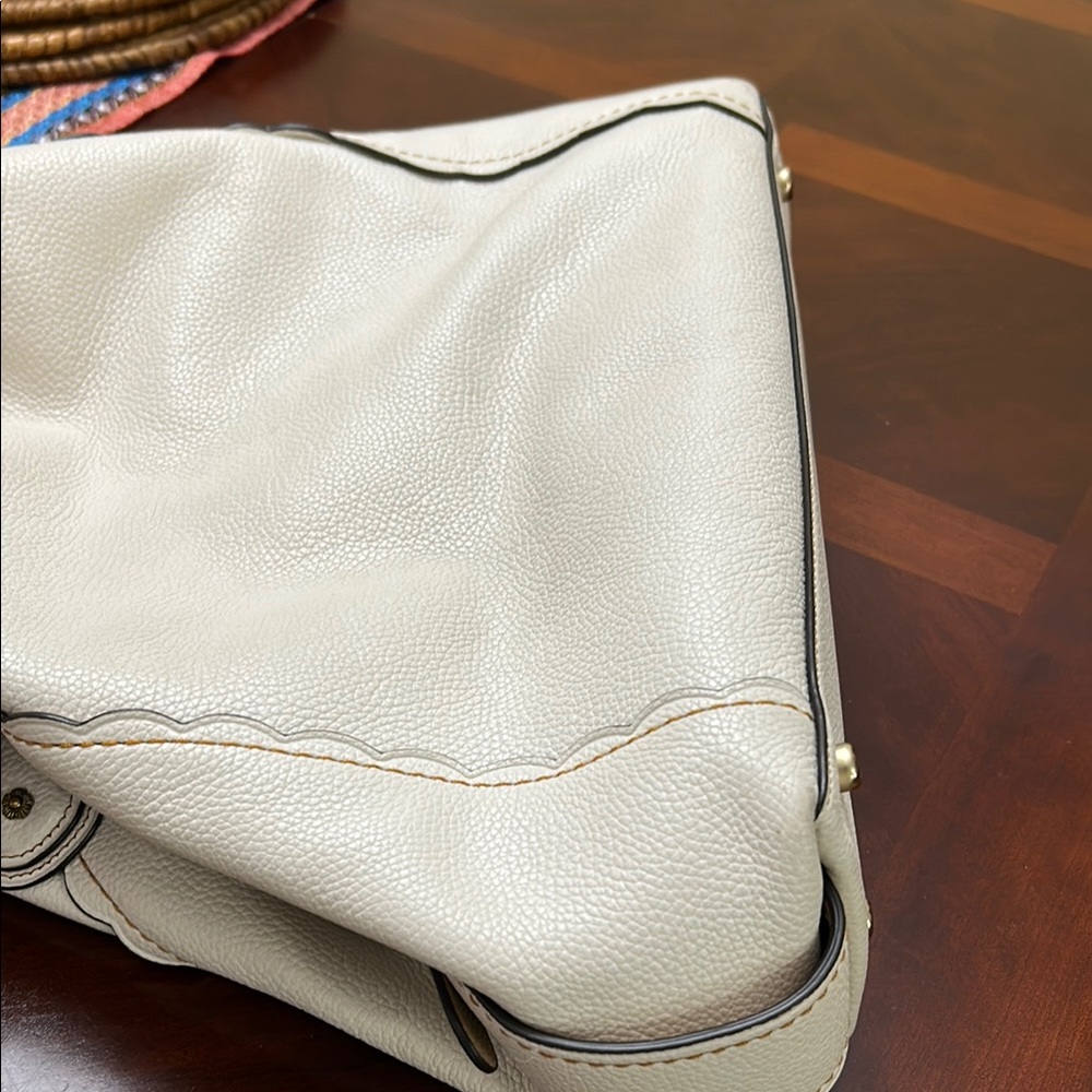 Coach Cream Leather Shoulder Bag with Floral Cutouts - Picture 4 of 5
